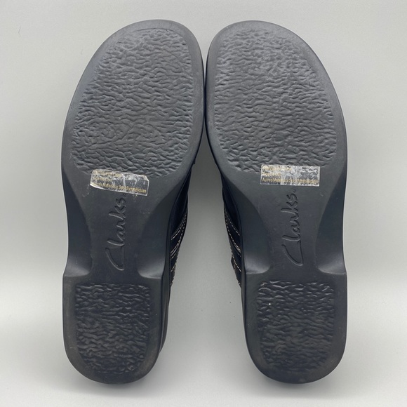 Clarks Round Toe Slip On Clogs US Womens 7M Black 35114 - Picture 8 of 10